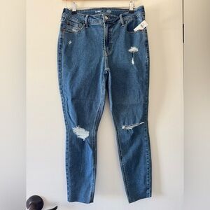 Old Navy Distressed Rockstar Skinny Jeans